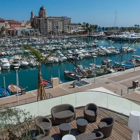 F3 Plein Centre Plage A 50 M Saint-Raphael  Exterior photo